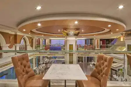 Floral · Dolphin Circle Pattaya - 32
