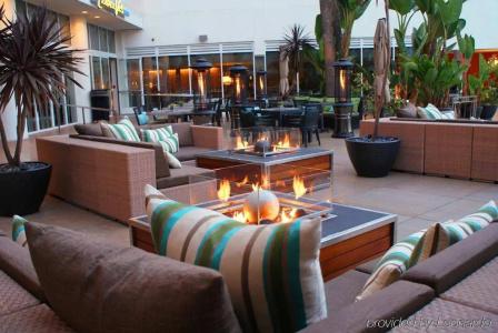 The Beverly Hilton - 21