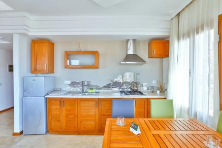 Kaş, merkezde, denize yakın, balkonlu, konforlu apart daireler - 18