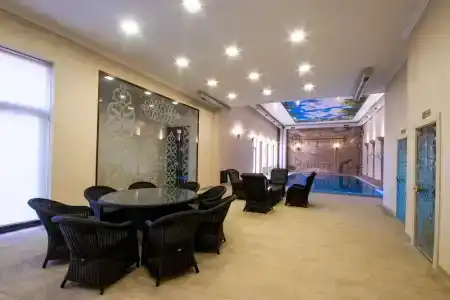 Botanic Boutique - 10