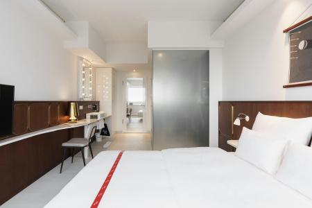 Ruby Luna Dusseldorf - 2