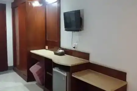 The 1 Place - 5