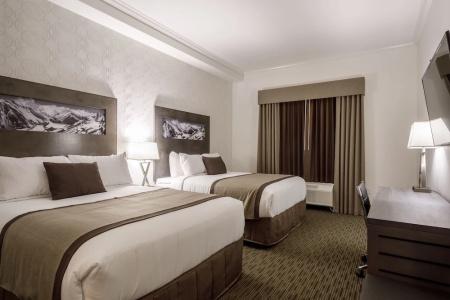 Ramada by Wyndham - 37