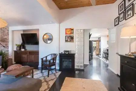 Shell Beach Inn - 45