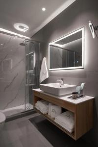 Athens Hill Luxury - 21