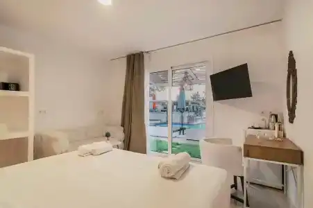 Bamboo Suites Boutique - 70