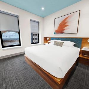 Kimpton Schofield, An Ihg - 48