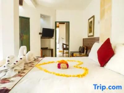 Alam Puri Art Museum Resort & Spa - 98