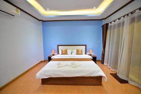 Dusit Phuphaya - 19