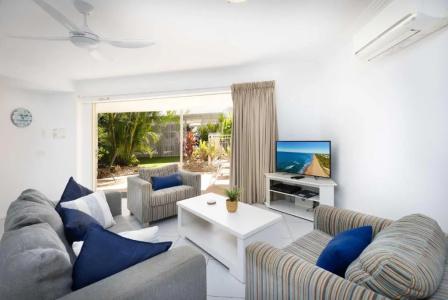 Noosa River Palms - 91