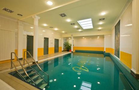 Astoria & Medical Spa - 19