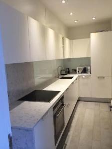 Twenty Nevern Square - 148