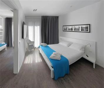 Europa Monetti - 122