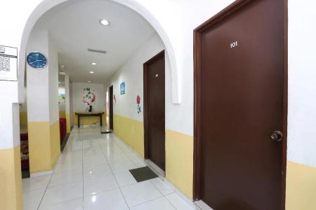 Oyo 89925 Innap - 4