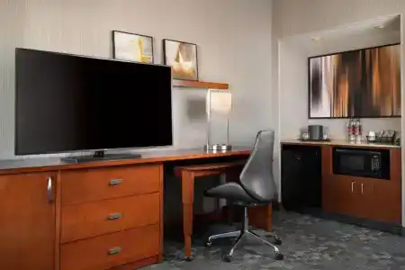 Courtyard by Marriott Phoenix - 48