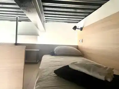 Iconic Athens Hostel - 10