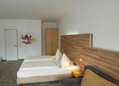 Petul Apart Am Ruhrbogen - 1