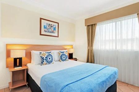 Cairns Queens Court - 54