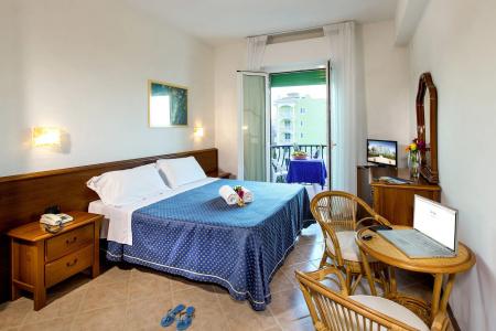 Grand Excelsior - 4