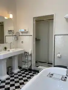 Château Voltaire - 21