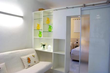 Eros Residence - 100