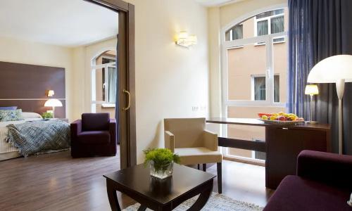 Palacio de los Blasones Suites - 32