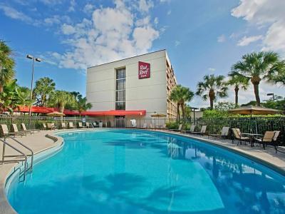 Red Roof Inn Plus+ Miami Airport - 17