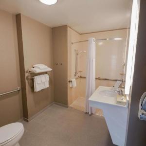 Sonesta Es Suites Baton Rouge - 37