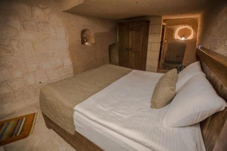 Helike Cave - 110