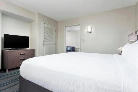 Courtyard by Marriott Boston Cambridge - 75