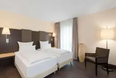 Nh Frankfurt Villa - 22