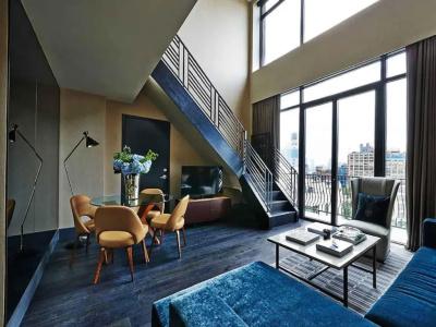 Sixty Soho - 113
