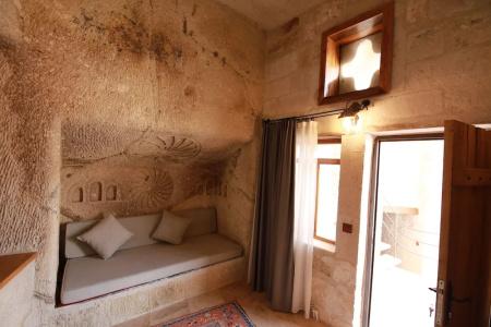 Sarnich Cave Suites - 122