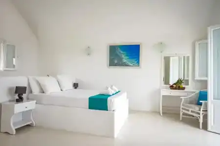 Sea Sound White Katikies - 73