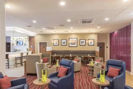 Hilton Garden Inn Ras Al Khaimah - 2
