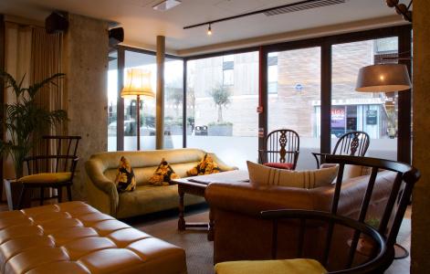 Bermondsey Square - A Bespoke - 6