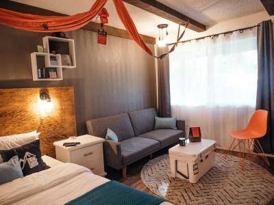 Loge - 56