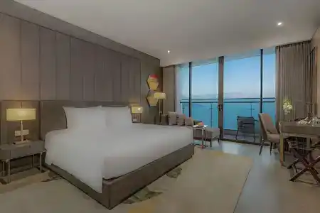 Le Sands Oceanfront Danang - 26