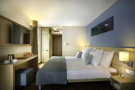 Valamar Bellevue Resort - 34