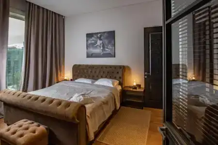Apart by Parmigiano Group - 29