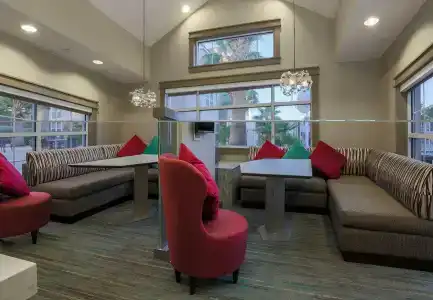 Residence Inn Las Vegas South - 14