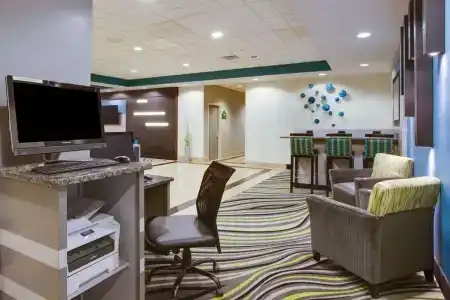 Fairfield Inn & Suites by Marriott Virginia Beach/Norfolk Airport - 22