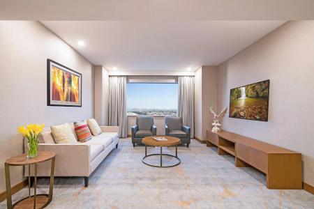 Hyatt Regency Dubai - Corniche - 1
