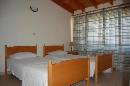 Nicos & Olympia - 105