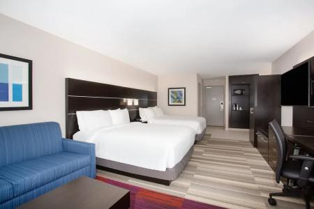 Holiday Inn Express & Suites, an IHG - 68