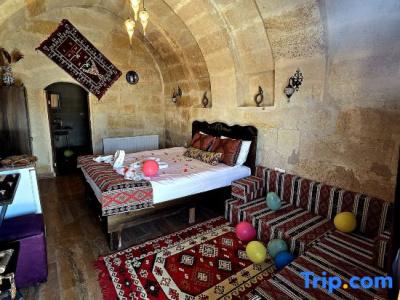 Heritage Cave Inn - 130