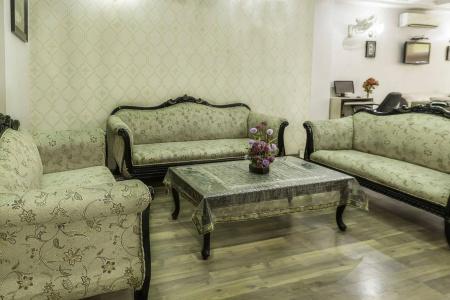 Treebo Trend Rockwell Plaza Karol Bagh - 11