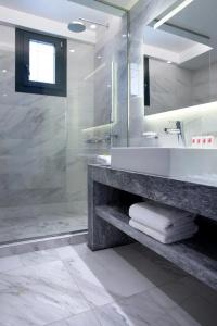 Alley Boutique and Spa - 8