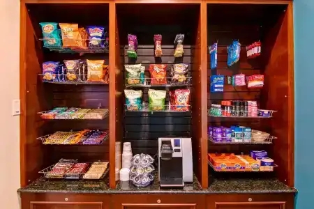 Hilton Garden Inn Toronto/Burlington - 10