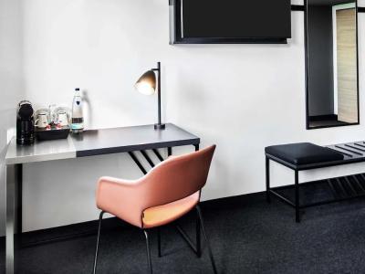 b&b Frankfurt-Airport - 46